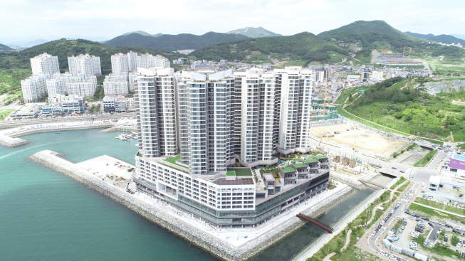▲전남 여수시 '포레나 여수웅천디아일랜드' 전경. (사진제공=한화건설)