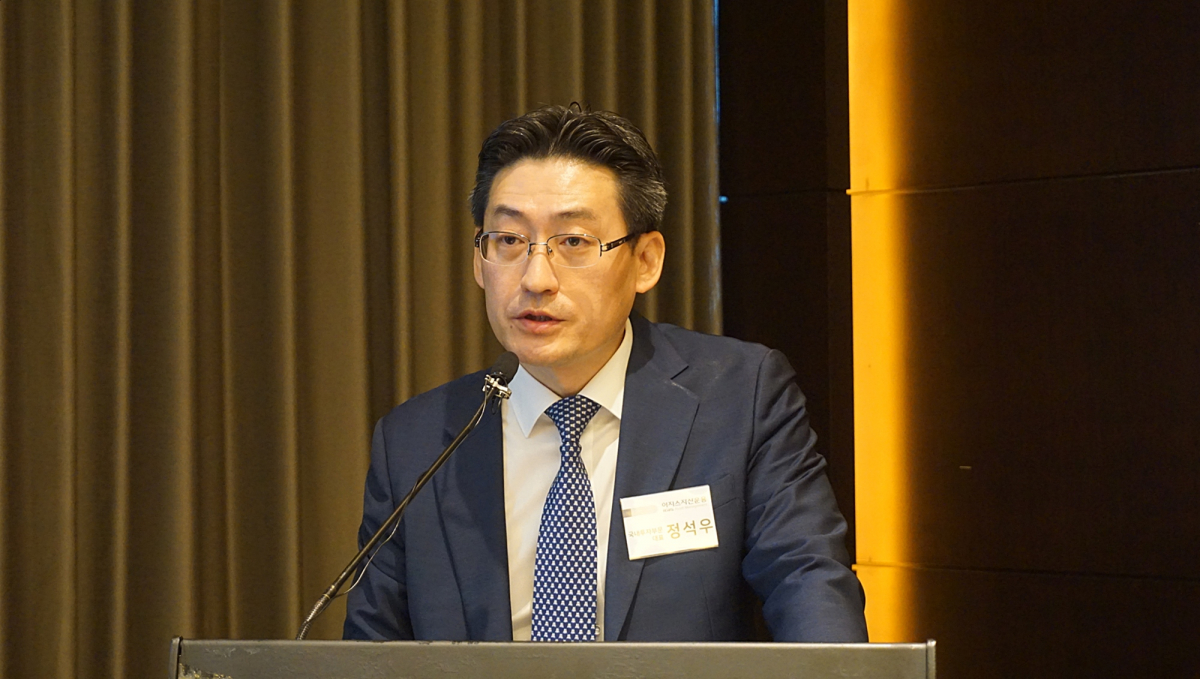 ▲장석우 이지스자산운용 국내부문 대표가 5일 열린 기자간담회에서 이지스밸류플러스리츠에 대해 소개하고 있다. (사진=이지스자산운용)