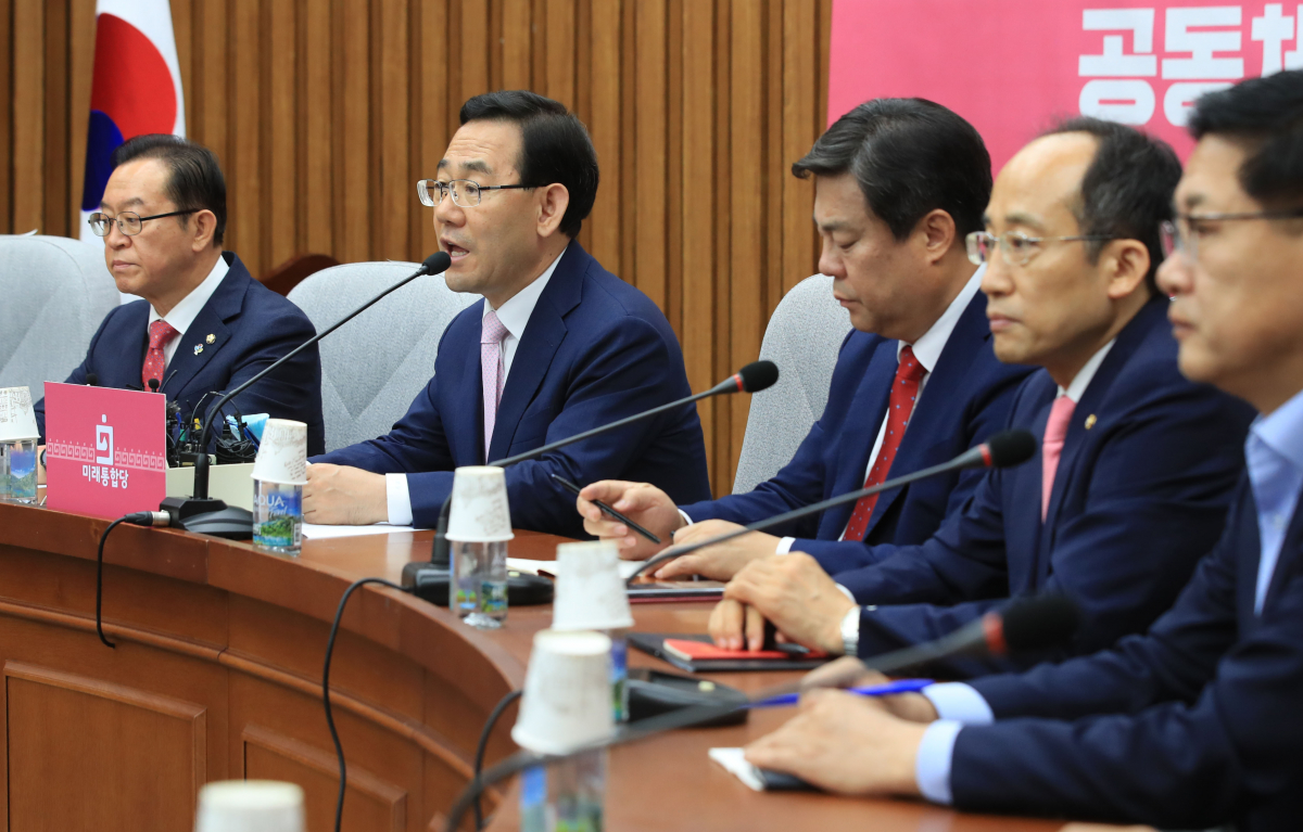 ▲미래통합당 주호영 원내대표가 9일 오전 서울 여의도 국회에서 열린 원내대책회의에서 발언하고 있다. (연합뉴스)