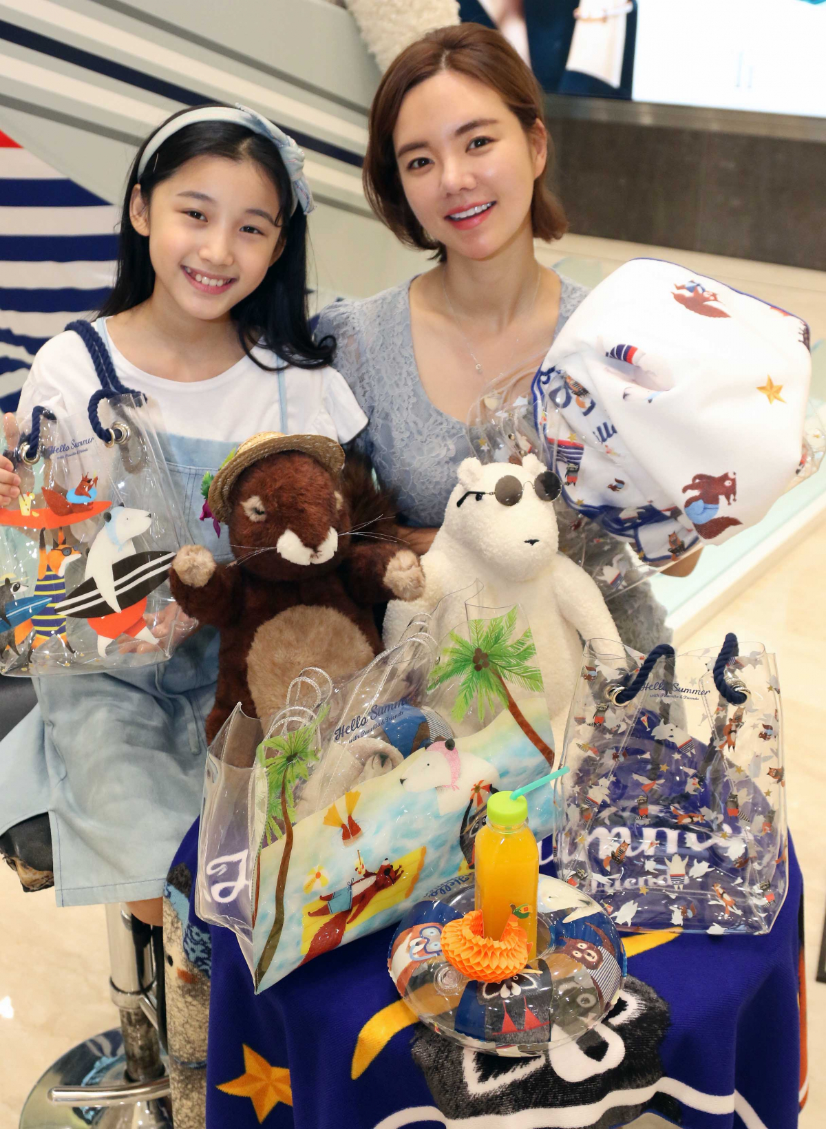 ▲푸빌라 굿즈 (사진제공=신세계)