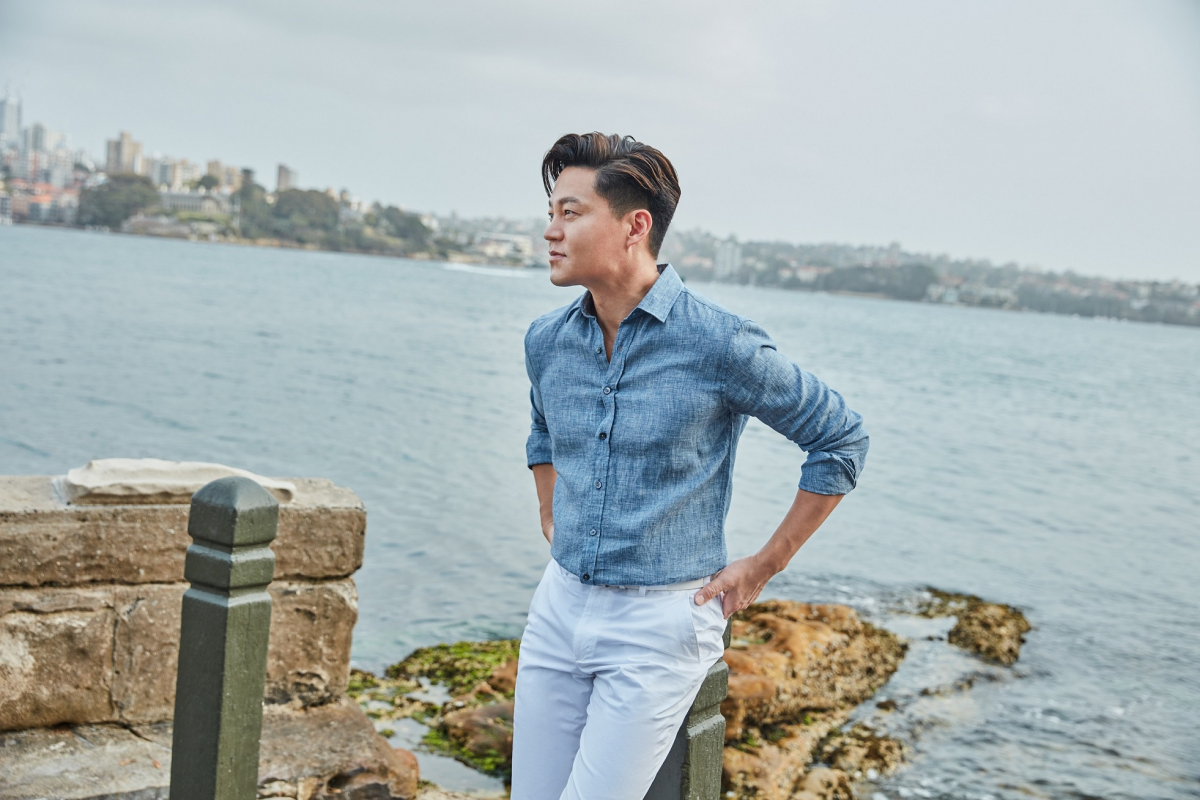 ▲웰메이드 '린넨 100% 솔리드 셔츠' 이서진 화보 사진 (사진제공=세정)