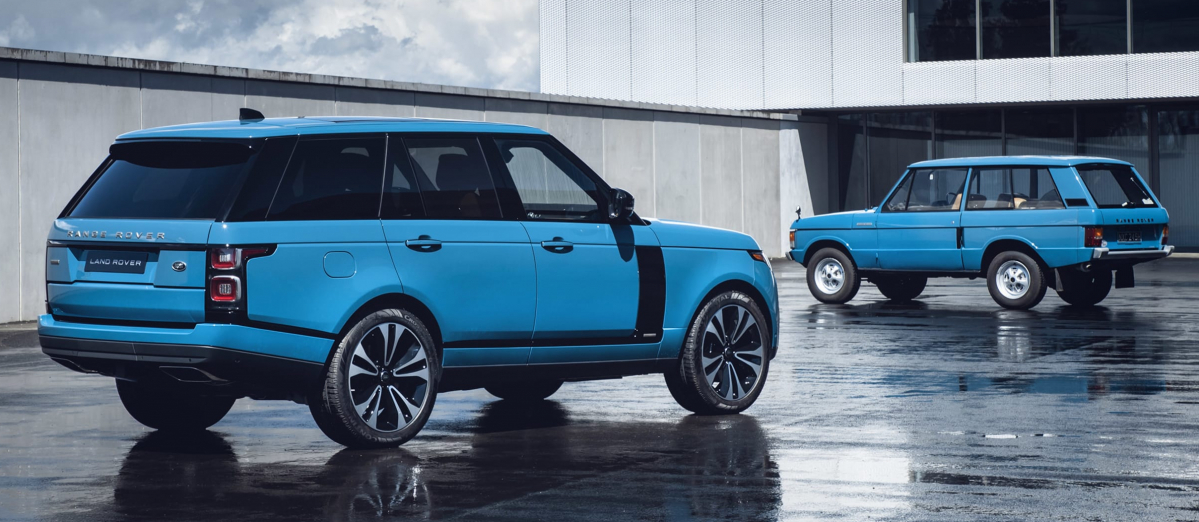 ▲레인지로버의 탄생 50주년을 기념해 선보이는 스페셜 에디션 ‘레인지로버 50(피프티)’와 1970년형 1세대 레인지로버. (사진제공=재규어 랜드로버 코리아)