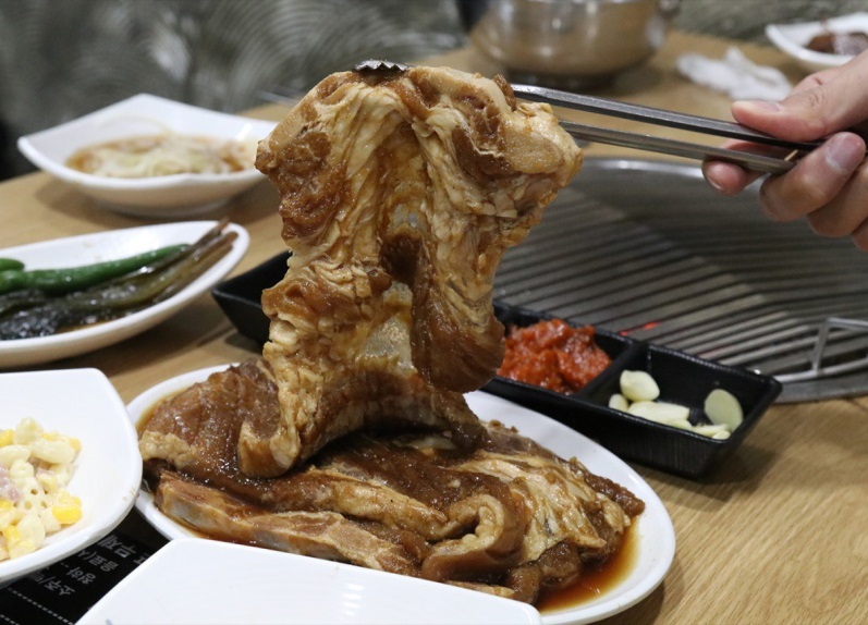 (출처=큰두레참숯 무한리필 네이버 플레이스)