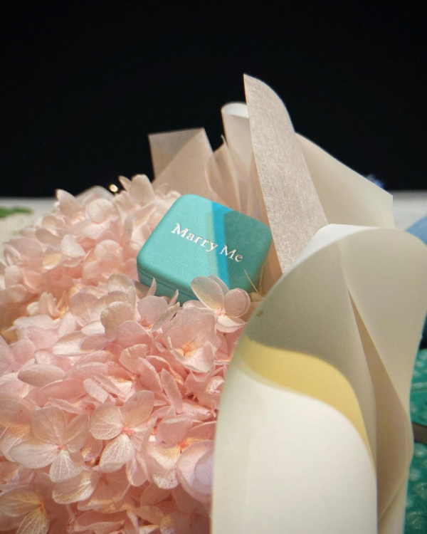 ▲소근커플 프러포즈(사진=이소영 인스타그램)