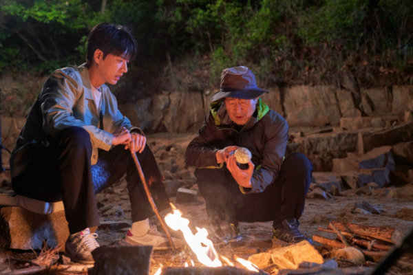 ▲‘꼰대인턴’ 박해진X김응수(사진 = 스튜디오HIM 제공)