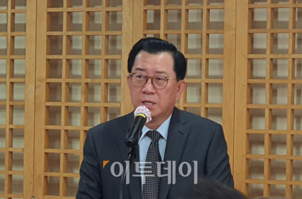 ▲김영식 신임 한국공인회계사회장이 17일 오후 3시께 서울 서대문구 한국공인회계사회관에서 당선 소감을 발표하고 있다. (유혜림 기자 wiseforest@)