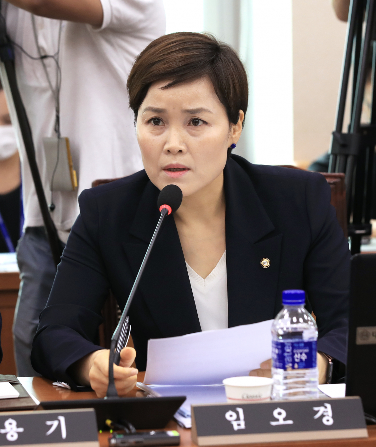 ▲더불어민주당 임오경 의원이 6일 오전 서울 여의도 국회에서 열린 문화체육관광위원회 전체회의에 참석해 발언하고 있다.  (연합뉴스)