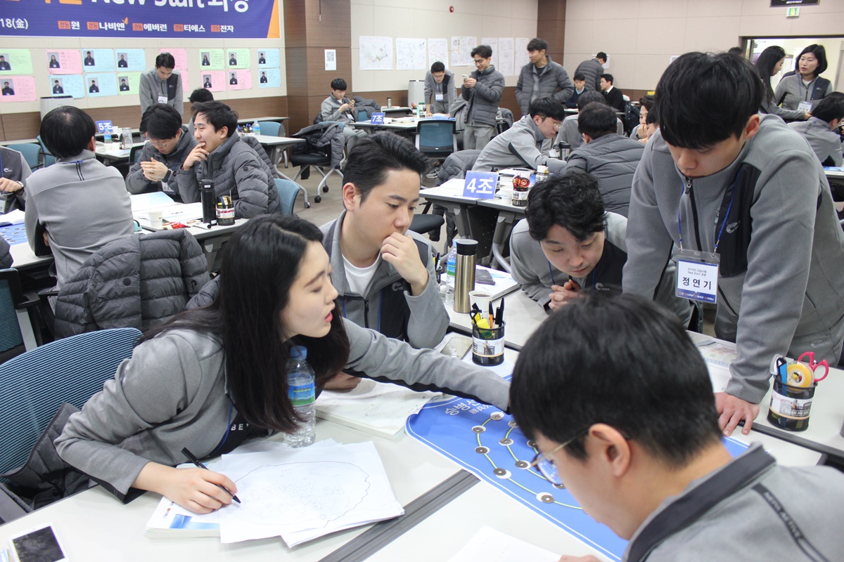 ▲경동나비엔 신입사원 교육 이미지.  (사진제공=경동나비엔)