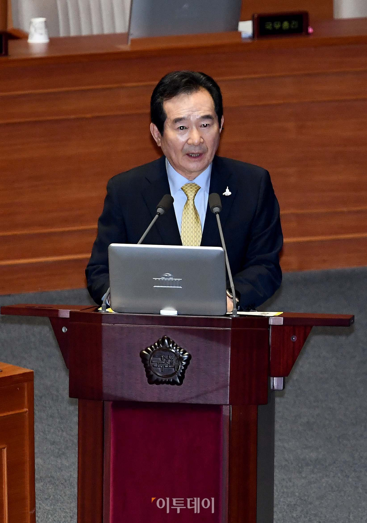 ▲정세균 국무총리가 23일 국회 대정부질문(경제 분야)에서 의원의 질의에 답하고 있다. (이투데이DB)