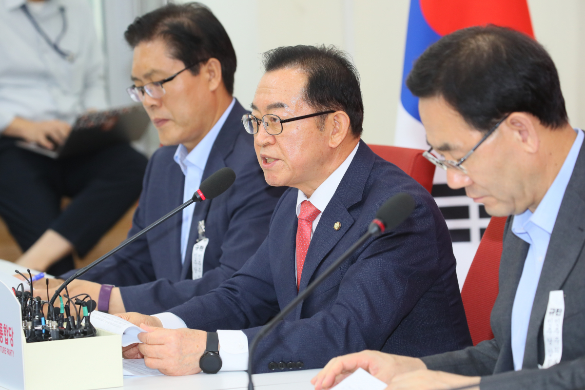 ▲미래통합당 이종배 정책위의장이 29일 국회 통합당 원내대표실에서 열린 부동산 대책 관련 긴급 기자 간담회에서 발언하고 있다. (연합뉴스)