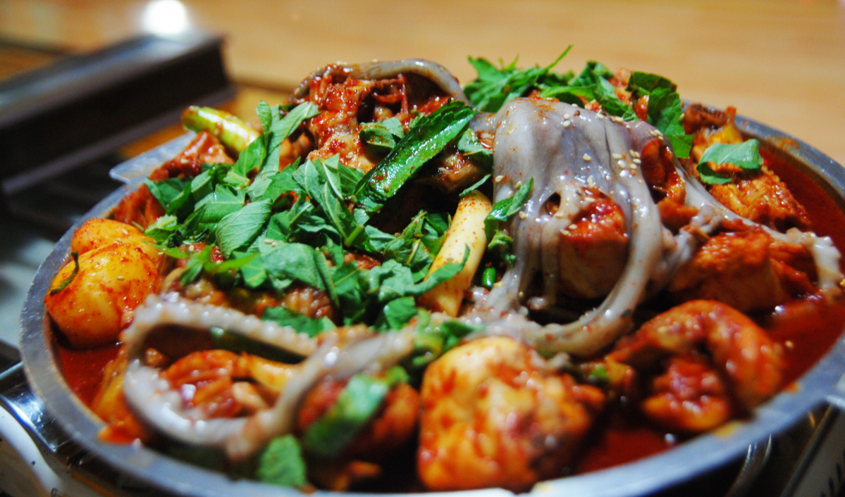 (출처=하늘아래 홈페이지)