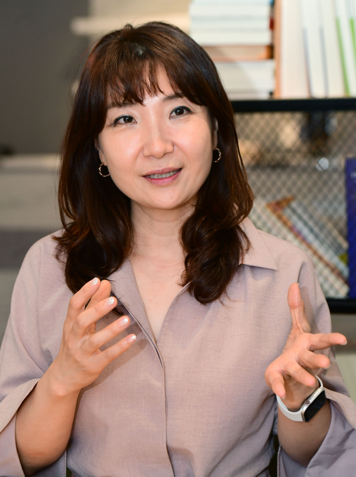 ▲최수정 중소기업연구원 연구위원이 서울 동작구 소재 중소기업연구원에서 이투데이와 인터뷰를 하고 있다. (고이란 기자 photoeran@)