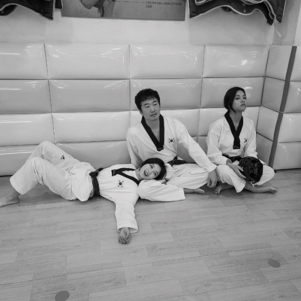 ▲'편의점샛별이' 솔빈(오른쪽부터) 류승수 김유정(사진=솔빈 인스타그램)