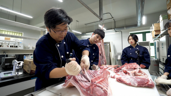 ▲'국립대학이 살아야 지역이 산다' (사진제공=EBS1)