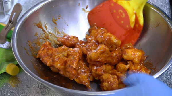 ▲EBS '다큐 잇it' 치킨(사진제공=EBS1)