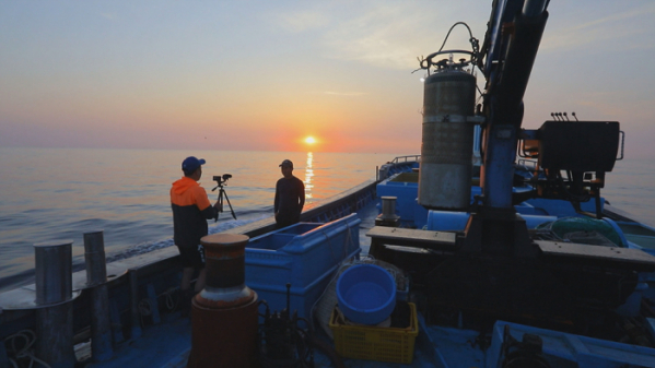 ▲EBS '한국기행' 고성 가진항 방어잡이(사진제공=EBS1)