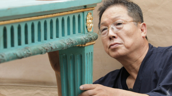 ▲EBS'극한직업' 앤티크 가구 복원 수리 (사진제공=EBS1)