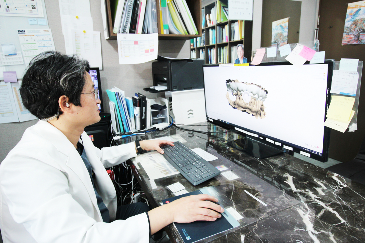 ▲사진=황우석 명지 더착한치과의원 대표원장