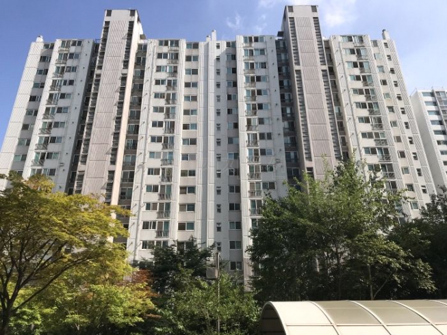 ▲서울 강서구 등촌동 715 등촌동아이파크 108동 401호
(사진제공=지지옥션)