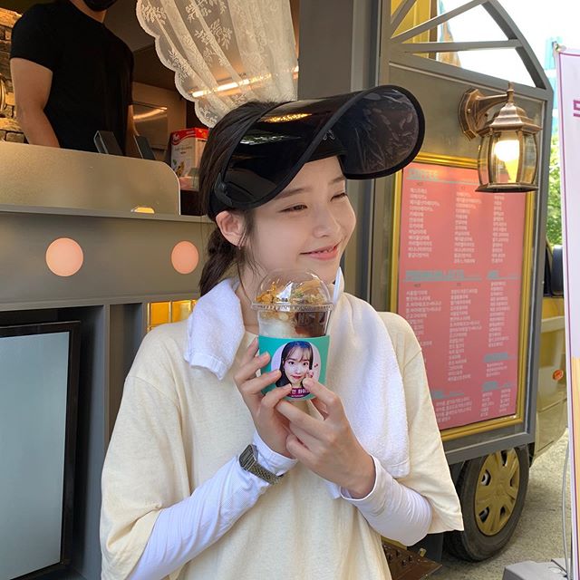 (출처=아이유 인스타그램)