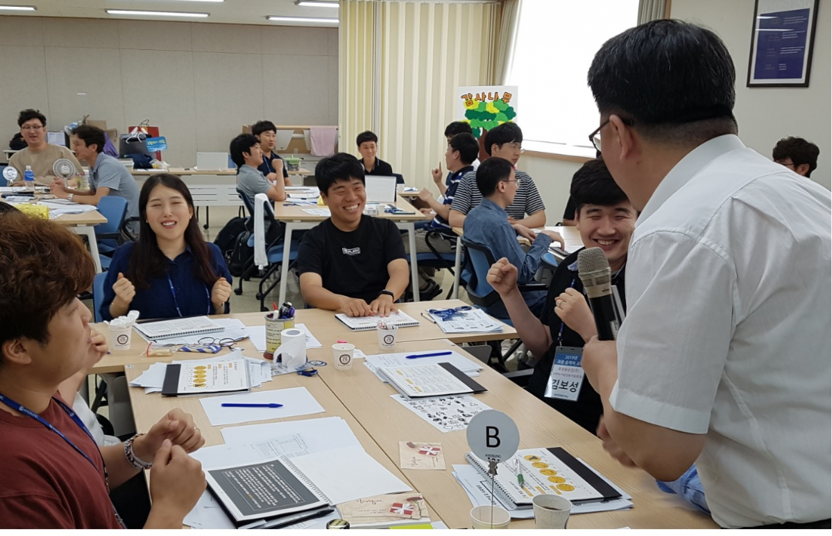 ▲효성 임직원들이 승격자 교육을 받고 있다. (사진제공=효성그룹)