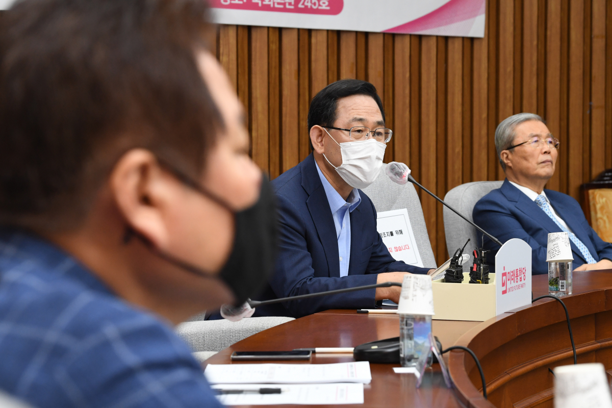 ▲주호영 미래통합당 원내대표가 21일 오전 국회에서 열린 통합당 시·도당위원장 회의에서 발언하고 있다. 주 원내대표는 이날 의료 파업의 원인이 정부에게 있다고 밝혔다. (연합뉴스)