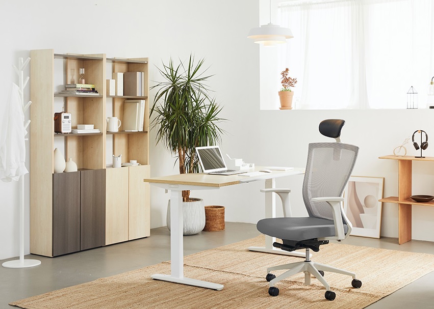 ▲코아스가 장시간 착석에도 피로도를 최소화하는 프리미엄의자 ‘브리오 화이트’를 출시했다. (사진제공=코아스)