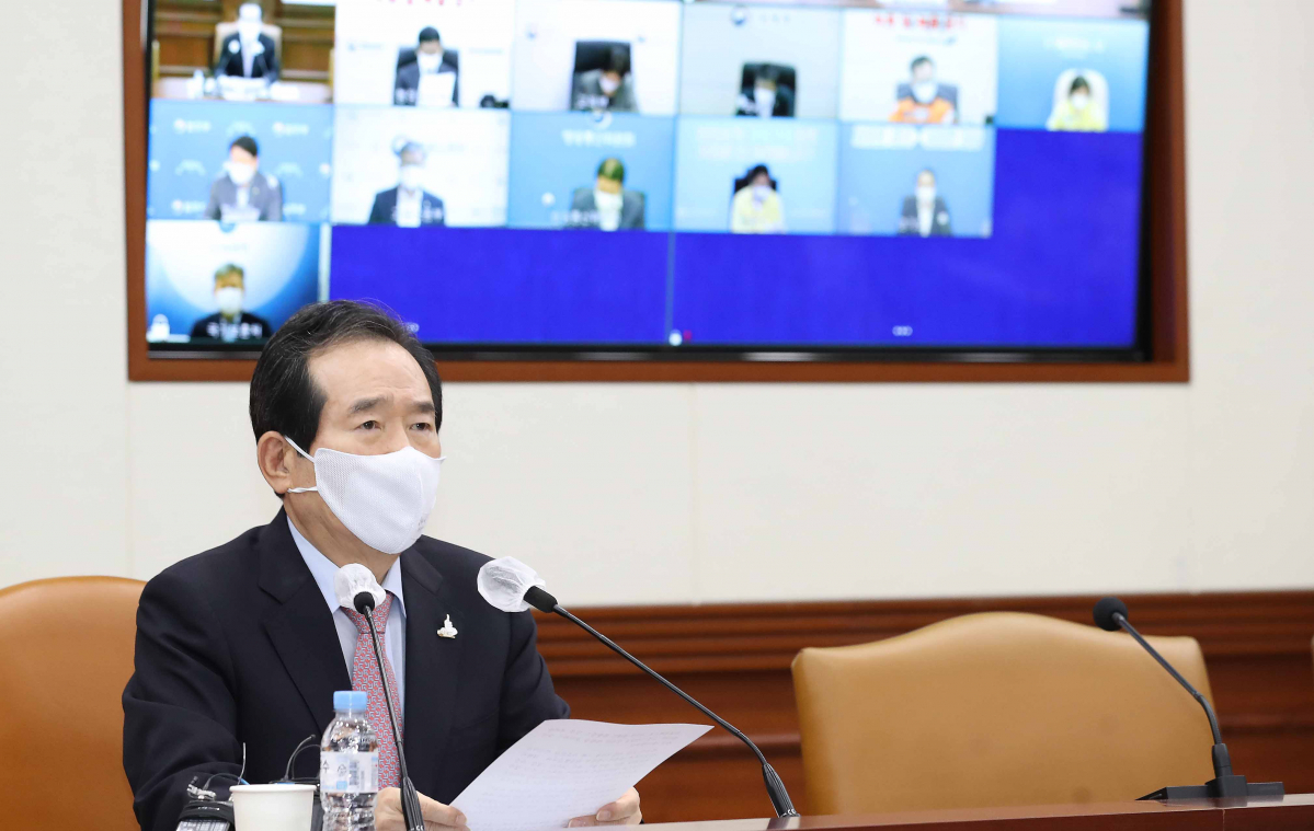 ▲정세균 국무총리가 26일 오후 서울 종로구 정부서울청사에서 열린 의료계 집단행동 대응 긴급 대책회의에 참석해 발언을 하고 있다.