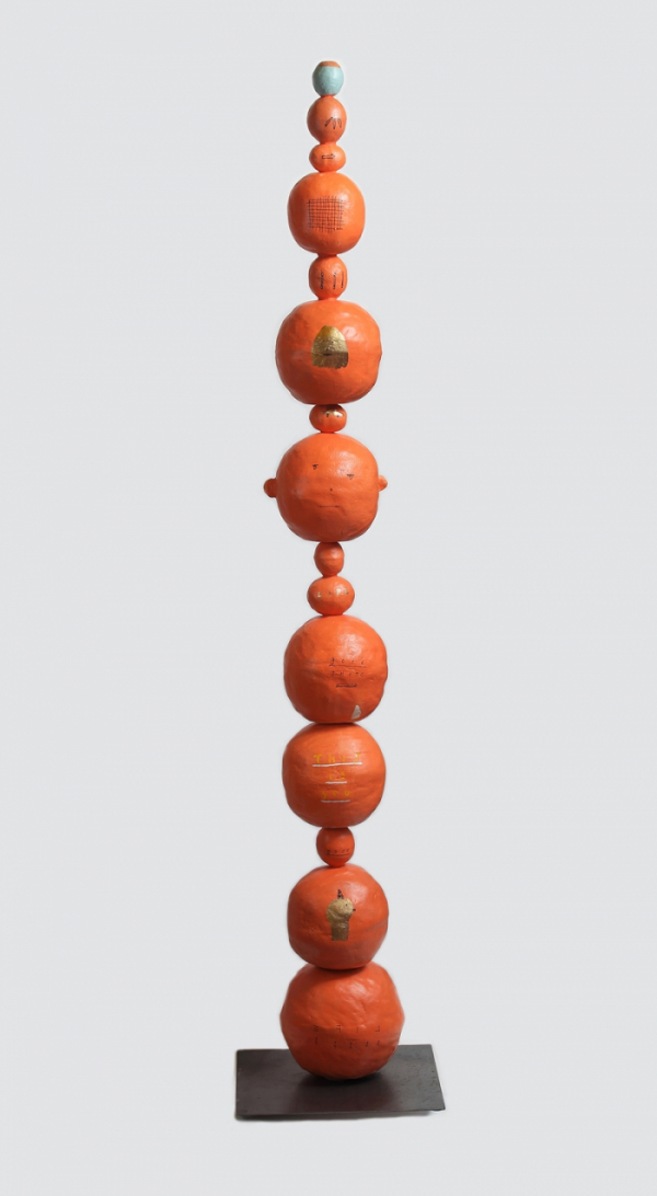 ▲갑빠오, HOOKUP-1, 2020, color on ceramic, 35x35x175(h)cm. (사진제공=아뜰리에 아키)