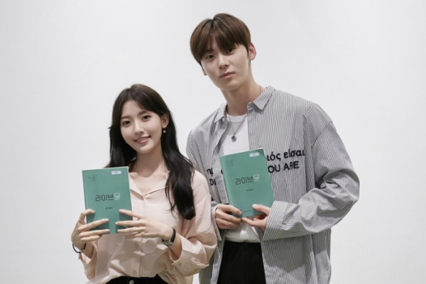 ▲‘라이브온’ 황민현, 정다빈(사진제공=플레이리스트)