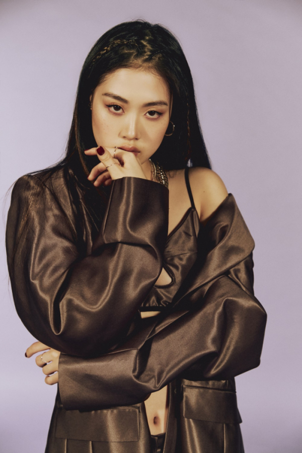 ▲드비타(사진=AOMG 제공)