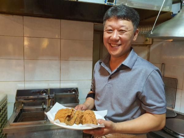 ▲은둔식달 평택 치킨 달인(사진제공=SBS)