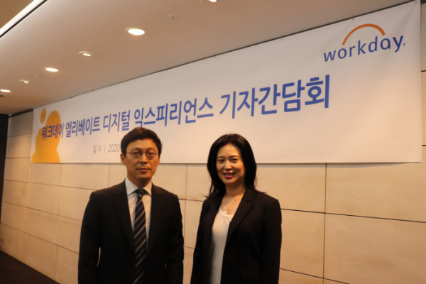 ▲워크데이 이상훈 지사장(왼쪽)과 GE코리아 이미라 전무 (사진제공=워크데이)