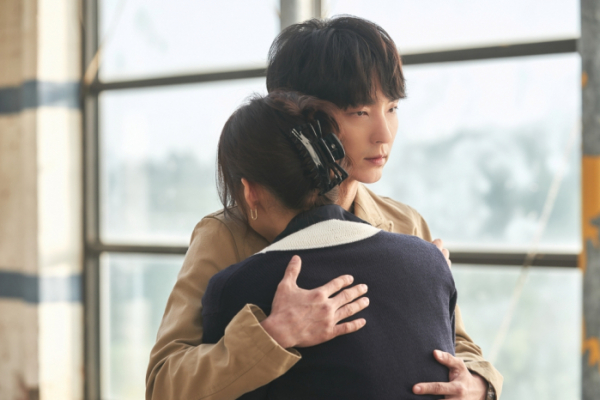 ▲‘악의 꽃’ 이준기-장희진(사진제공=tvN)