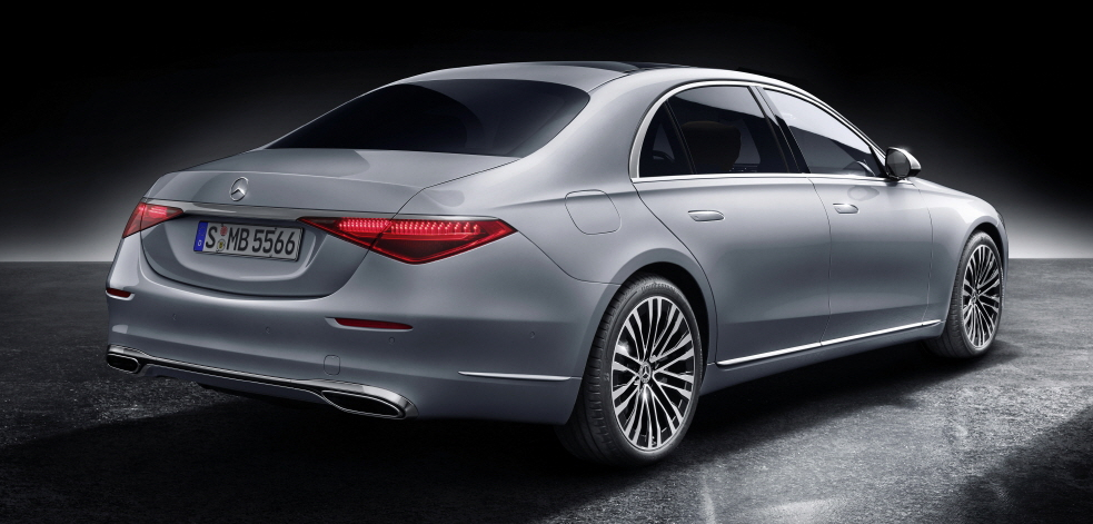 ▲새 모델은 이 시대 메르세데스-벤츠가 지닌 첨단 기술을 총망라해 등장했다.  (사진제공=MBK)