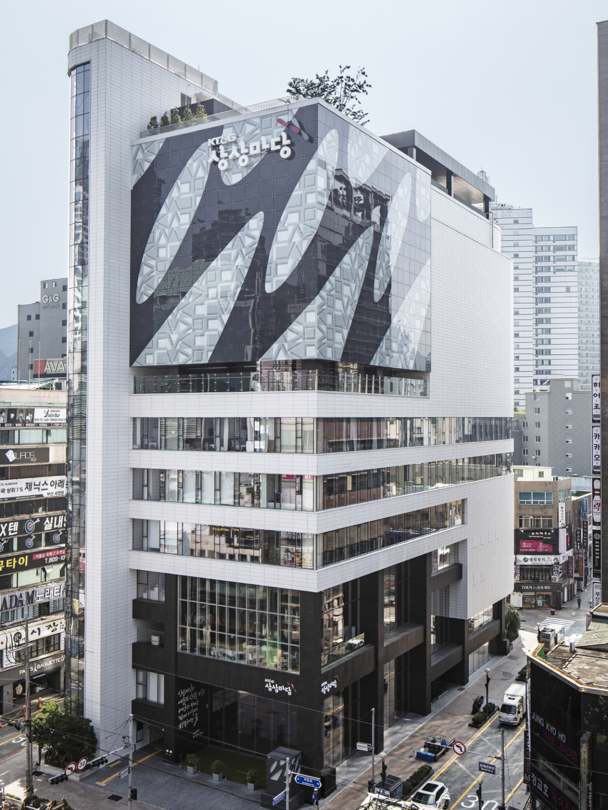 ▲KT&G 상상마당 부산 (KT&G)