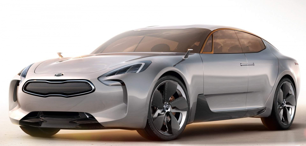 ▲밑그림은 2011년 등장한 콘셉트카 '기아 GT'에서 시작했다. 이미 개발부터 GT를 염두에 둔 모델이다. 중형세단 K5를 디자인했던 스타일러 '피터 슈라이어'의 작품이다.  (사진제공=기아차)