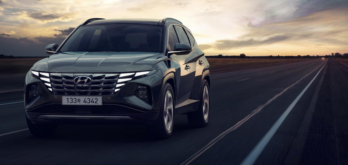 ▲교하게 세공된 보석처럼 빛의 변화에 따라 입체적으로 반짝이는 ‘파라메트릭 쥬얼 패턴 그릴’을 갖췄다. (사진제공=현대차)