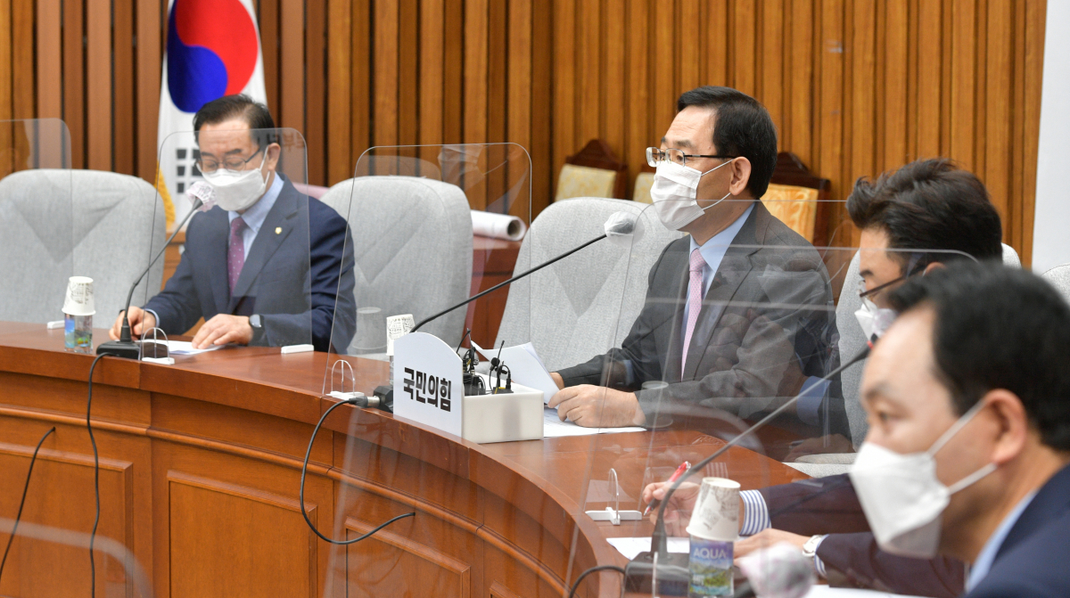 ▲주호영 국민의힘 원내대표가 18일 오전 국회에서 열린 국민의힘 원내대책회의에서 발언하고 있다. (연합뉴스)
