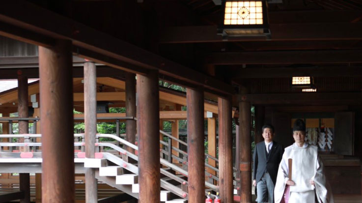 ▲야스쿠니신사 방문한 아베 신조 전 총리 (아베 트위터 캡처)