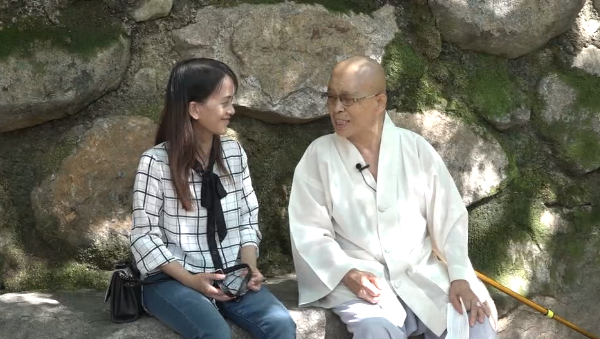 ▲'다문화 고부 열전' 베트남 며느리와 스님 시어머니(사진제공=EBS1)