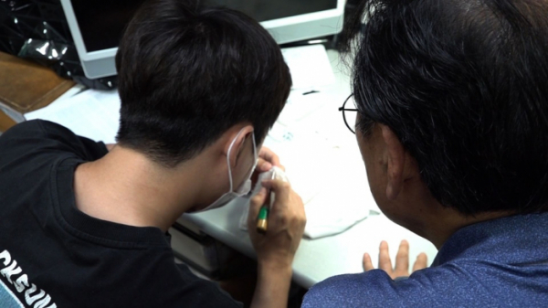 ▲'압구정 세탁·수선 거리' 다큐3일(사진제공=KBS2)