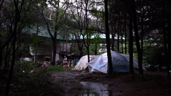 ▲'다큐 잇it' 용산 텐트촌 홈리스(사진제공=EBS1)