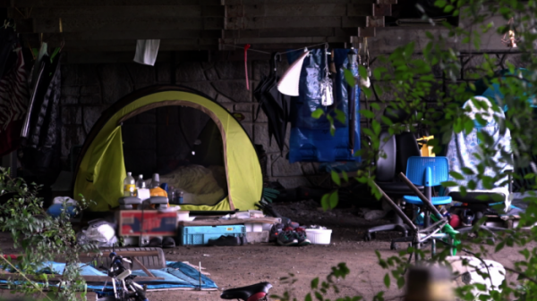 ▲'다큐 잇it' 용산 텐트촌 홈리스(사진제공=EBS1)