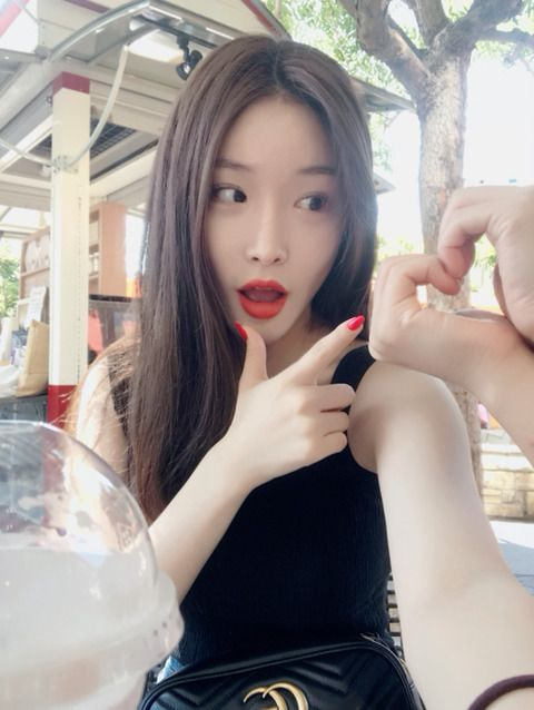 (사진출처=청하 팬카페)