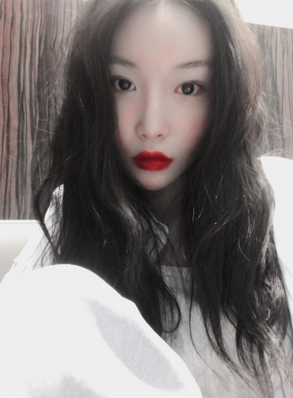 (사진출처=청하 인스타그램)