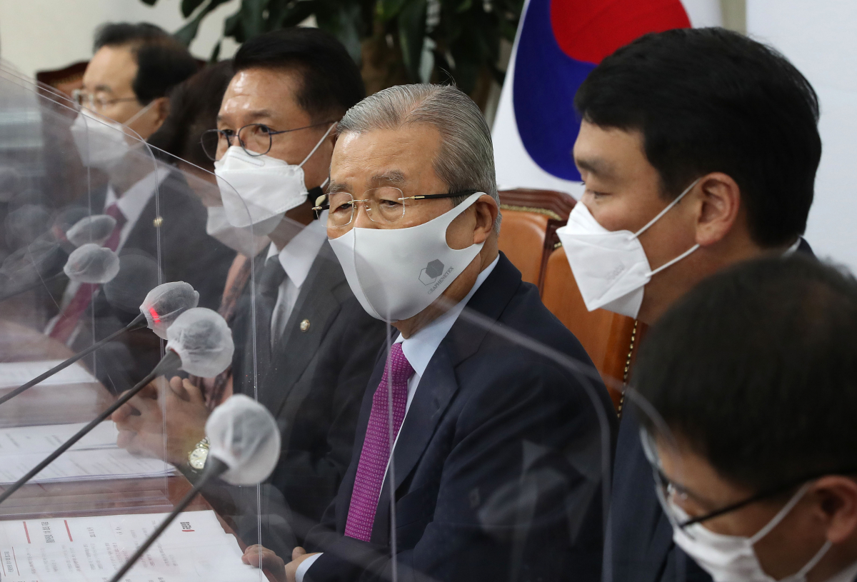 ▲김종인 국민의힘 비상대책위원장이 14일 제1차 국민통합위원회 회의에 참석해 발언하고 있다. (연합뉴스)