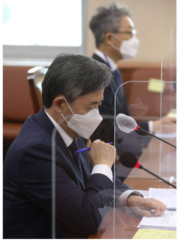 ▲양승동 KBS 사장이 15일 국회 과학기술정보방송통신위원회 국정감사에 출석했다. (뉴시스)