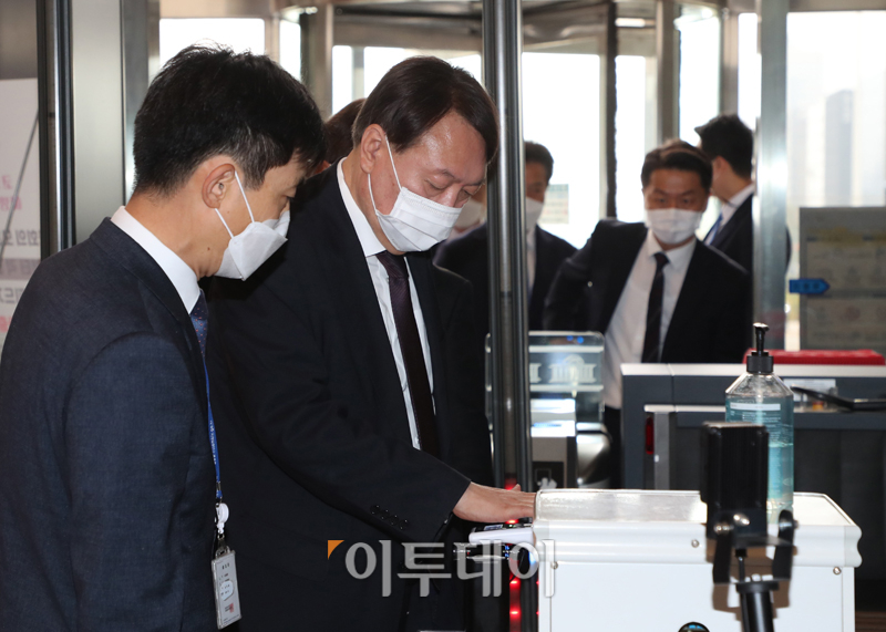 (신태현 기자 holjjak@)