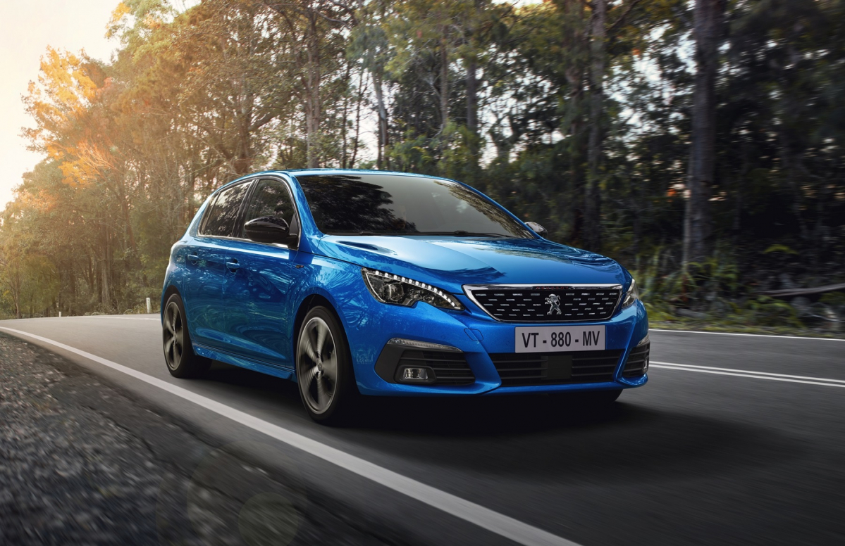 ▲푸조가 디지털 아이-콕핏(i-Cockpit)을 적용해 상품성을 강화한 2021년형 푸조 308 GT 팩(GT Pack)을 출시했다.  (사진제공=푸조)